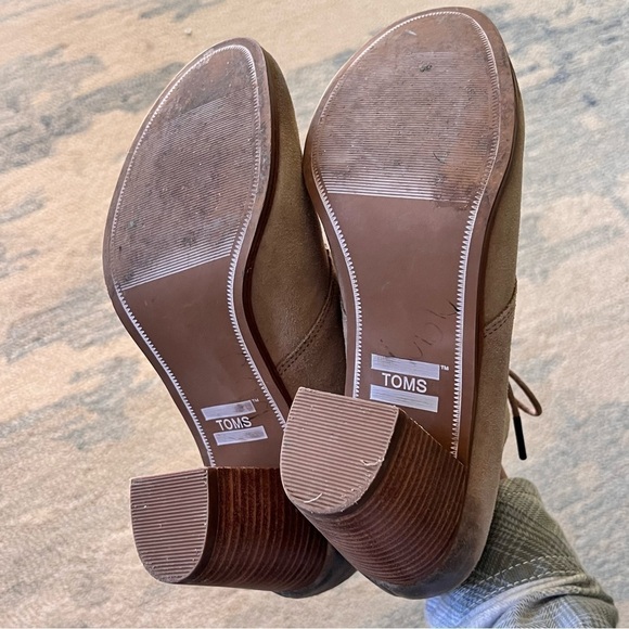 TOM’s  lunata desert taupe burnished suede Lace Up Booties SIZE 9 EUC - Picture 7 of 10